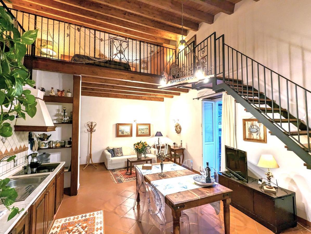 La Casa Delle Fate Apartment Syracuse Bagian luar foto