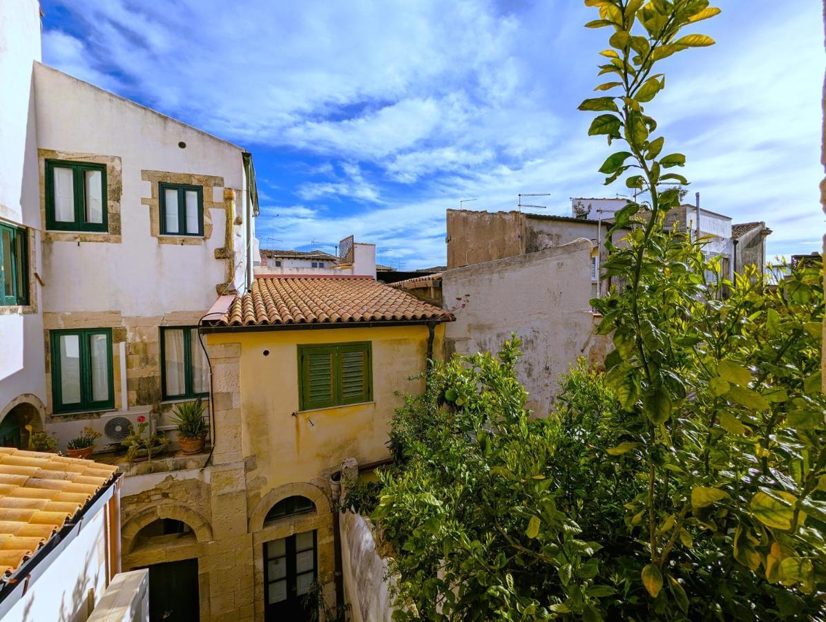 La Casa Delle Fate Apartment Syracuse Bagian luar foto