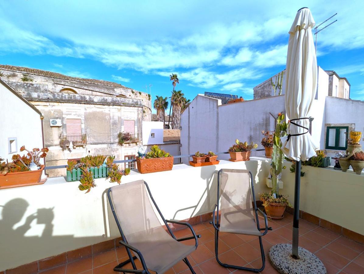 La Casa Delle Fate Apartment Syracuse Bagian luar foto